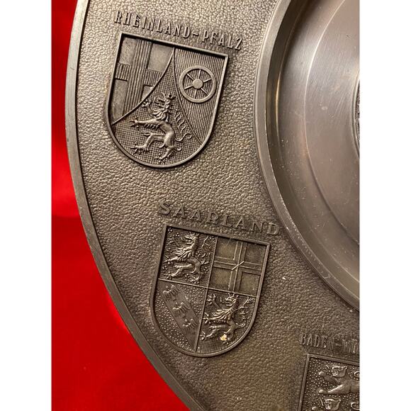 SKS Zinn 1986 Pewter German Commemorative Plate Coat of Arms West Germany EUC - Picture 5 of 16